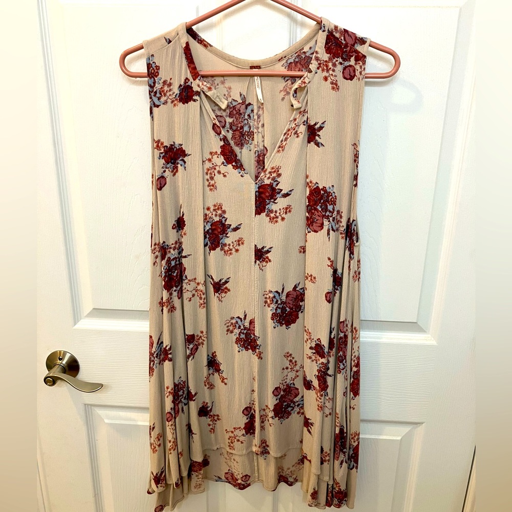 Beige Floral Sleeveless Swing Tunic Top